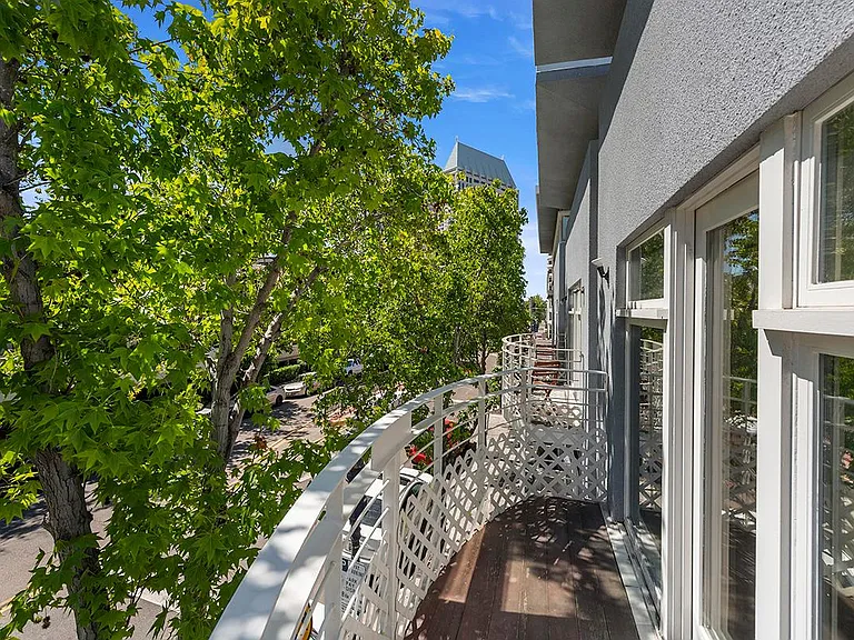 706 Kettner Blvd — Photo 22