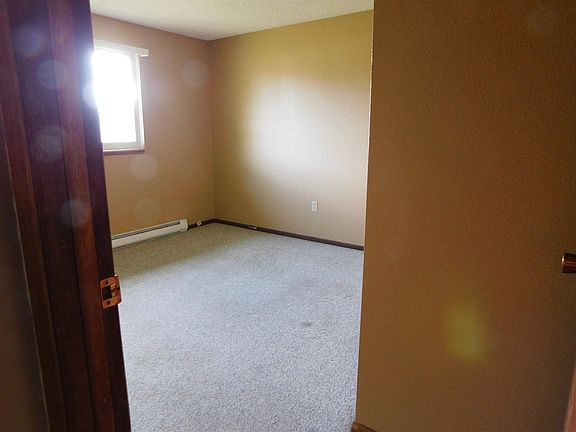 2nd image of 4714 Stevenson Ct