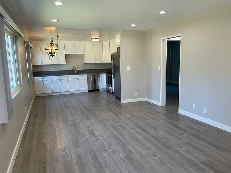 1830 Federal Ave #2 — Photo 1