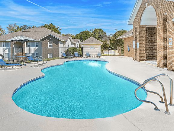 5th image of 1701 Oak Crest Dr #1606-O