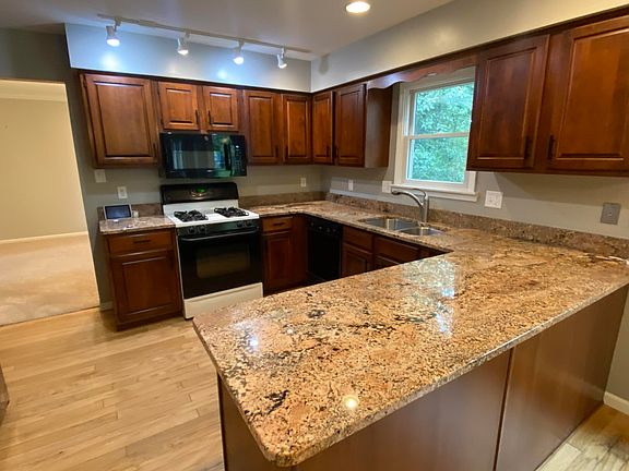 5th image of 141 Guilford Rd
