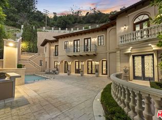 1465 N Robmar Dr, Beverly Hills, CA 90210