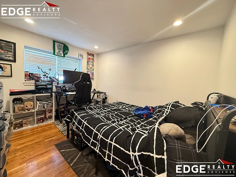 15 Euston Rd #19A — Photo 4