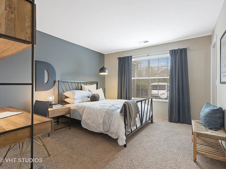 37 Kensington Cir #204 — Photo 25