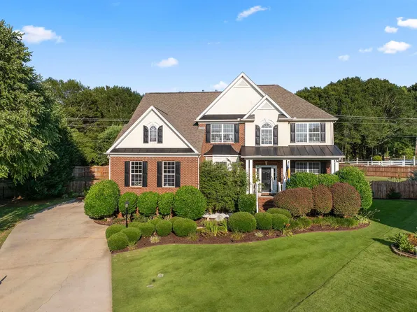 628 Heathercrest Ct, Simpsonville, SC 29681