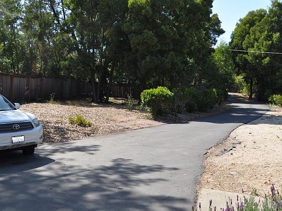 3rd image of 15401 Via Colina