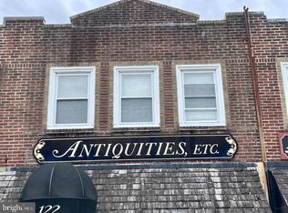 122 W Lancaster Ave, Wayne, PA 19087