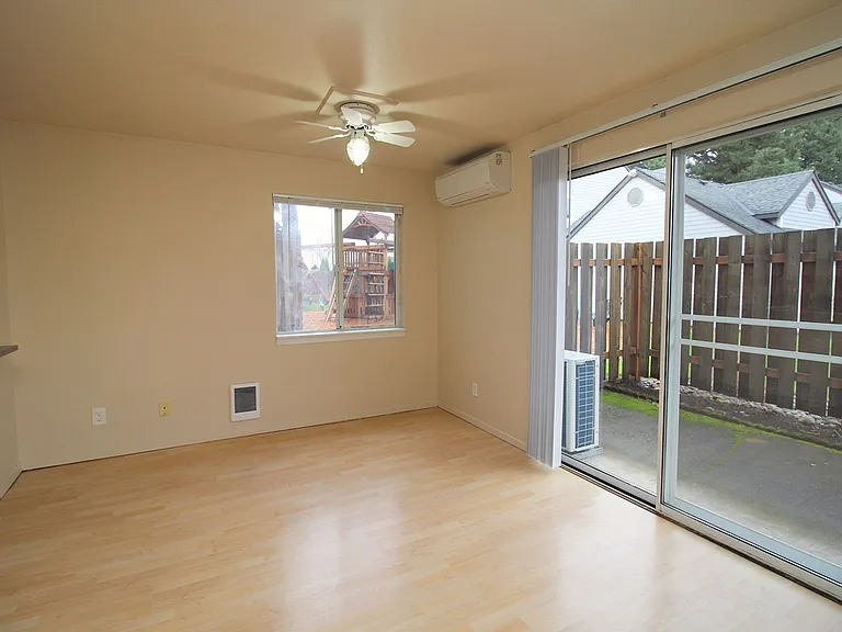 7292 SE Thiessen Rd — Photo 8