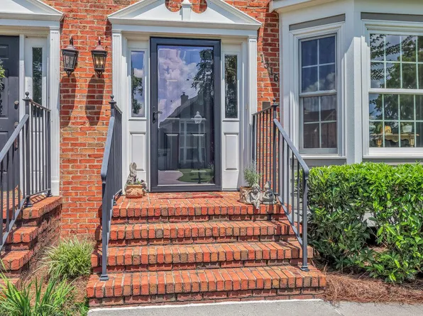 1516 Heritage Landing Dr, Chattanooga, TN 37405