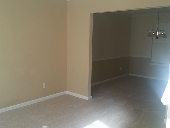 3rd image of 2677 Da Vinci Blvd