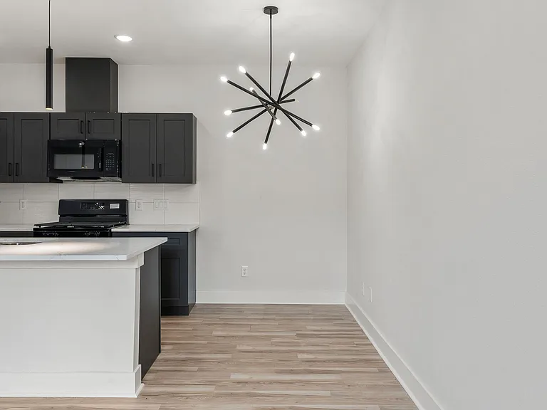 1026 Junell St #A — Photo 10