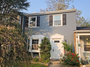 41 Raeburn Ln, Willingboro, NJ 08046