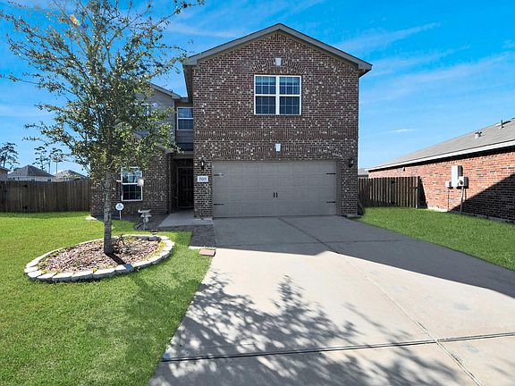 2nd image of 15203 Albert Oak Dr