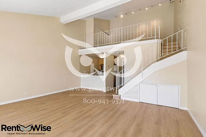 688 Mariners Island Blvd #218