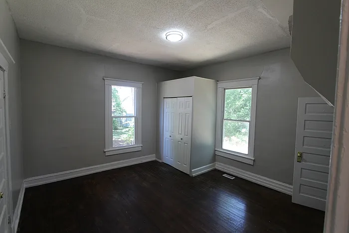215 Stewart Ave — Photo 6
