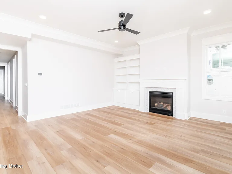 6100 Passionflower Dr #101 — Photo 17