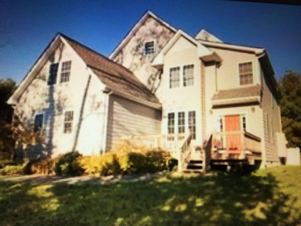 1st image of 4 Wileys Swamp Ct
