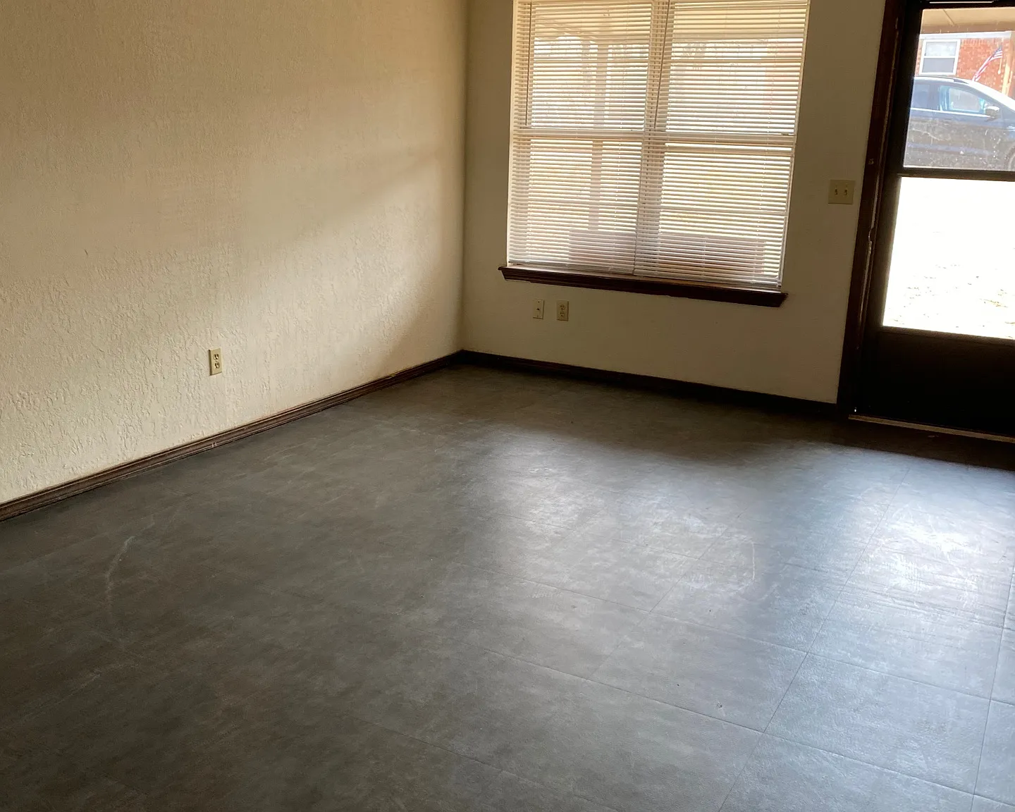 3013 Gwendolyn La (OV) - 1 — Photo 3