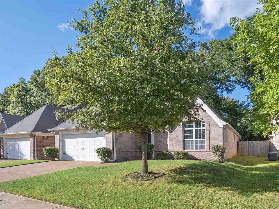 1st image of 7220 Grapetree Trl