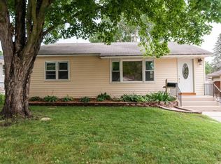 728 17th Ave NE, Rochester, MN 55906