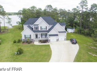 200 Castlebay Dr, Sanford, NC 27332