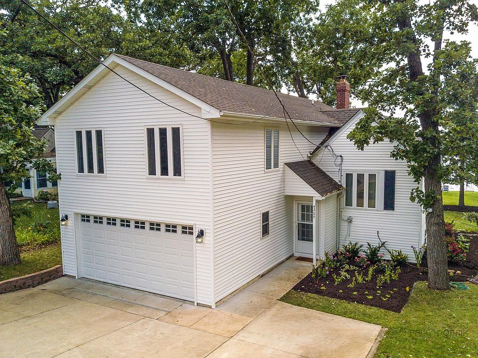 4209 E Lake Shore Dr, Wonder Lake, IL 60097 Zillow