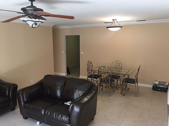4th image of 350 E Laurel Dr APT 5F