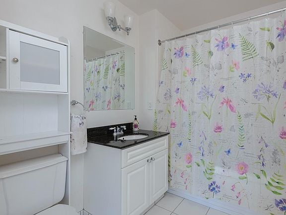 3rd image of 501 Commerce Dr Unit 4212