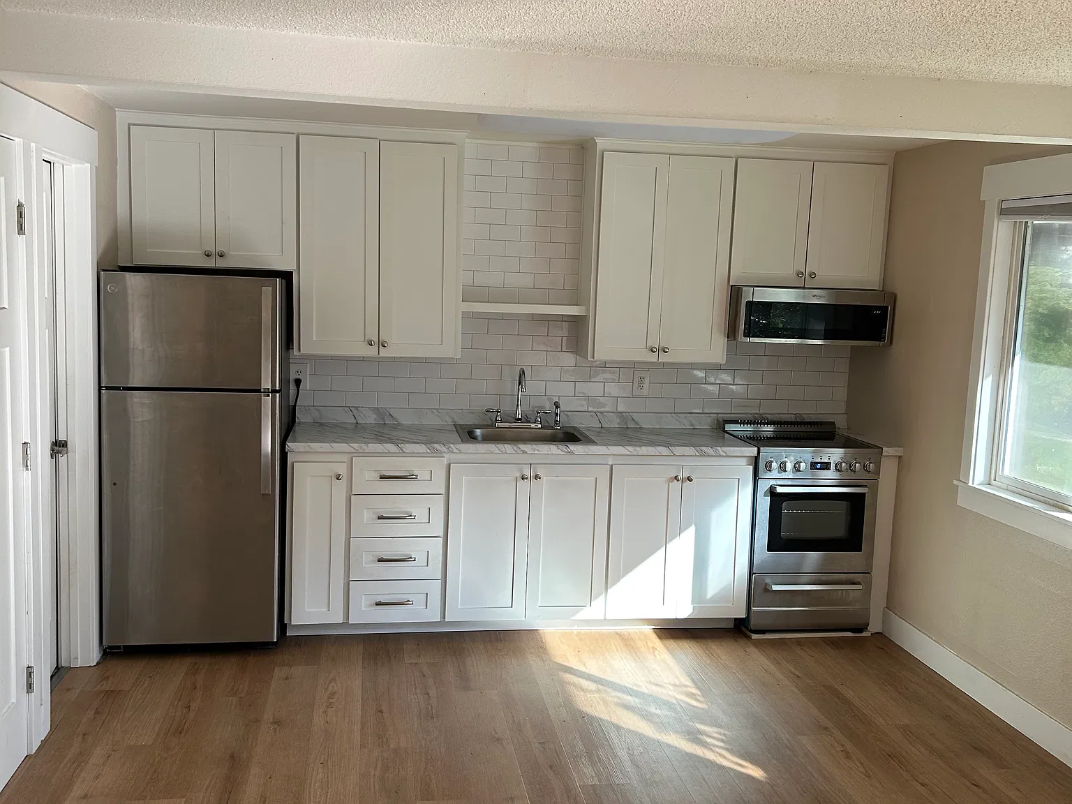 1 bed, 525 sqft, $1,540 — Photo 3