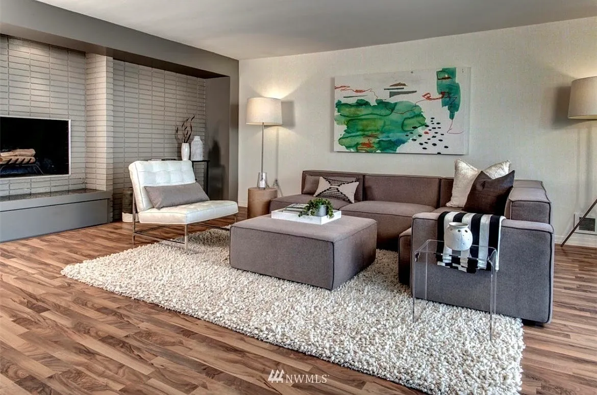 3 bed, 1440 sqft, $3,900 — Photo 2