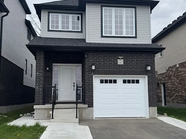 245 Wesley Blvd, Cambridge, ON N1R 5S7