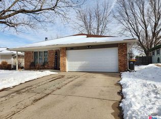 1926 W Mulberry Ct, Lincoln, NE 68522