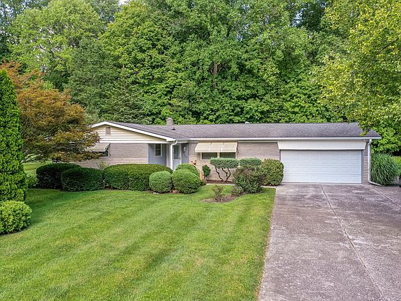 2nd image of 6329 Wood Knoll Ln