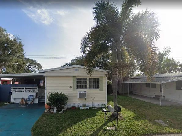 1106 50th Ave W, Bradenton, FL 34207