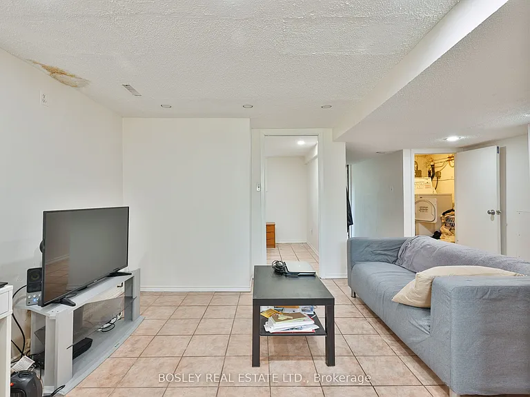 283 Davisville Ave #LOWER — Photo 7