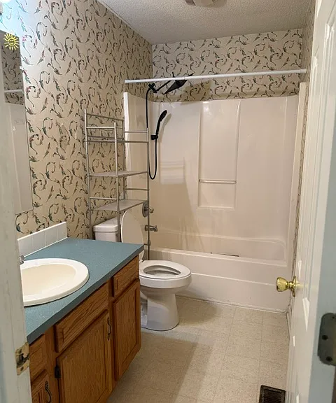 173 Victoria Ct #A — Photo 9