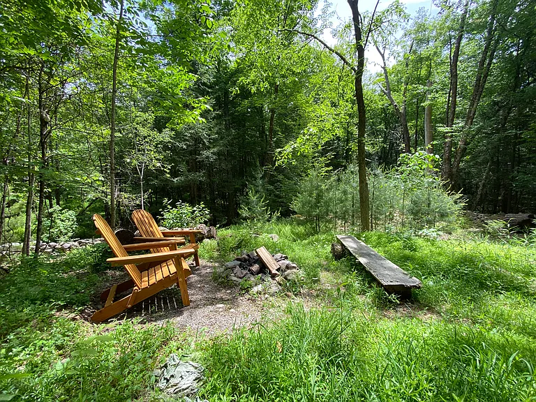 32 Pine Grove Rd — Photo 18