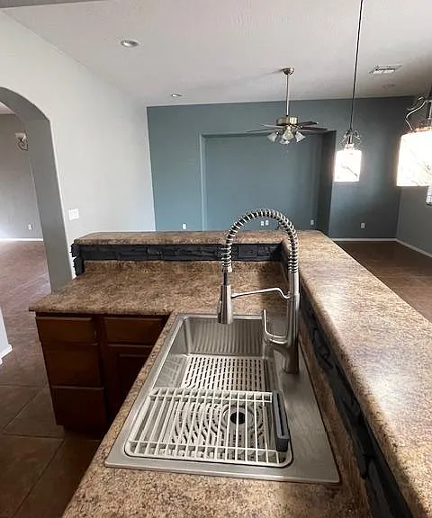 21934 W Lasso Ln — Photo 15
