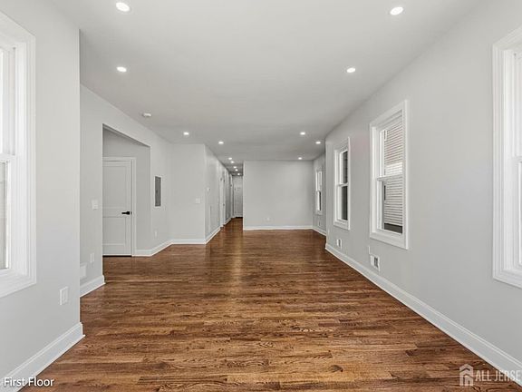 5th image of 23 N 4th Ave #1