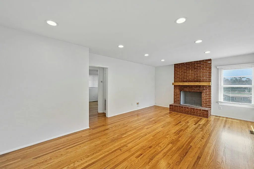 2247 Bolinas Street, Unit 2245 — Photo 3