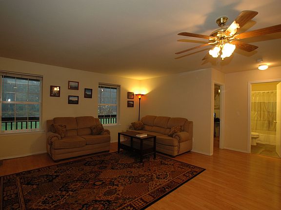 3rd image of 139 Gilbertson Rd