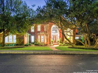 22 Palace Place Dr, San Antonio, TX 78248