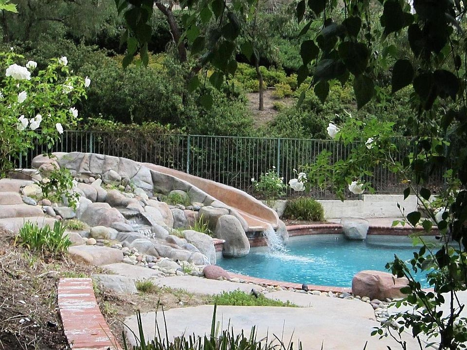 Pool, Spa and Waterslide