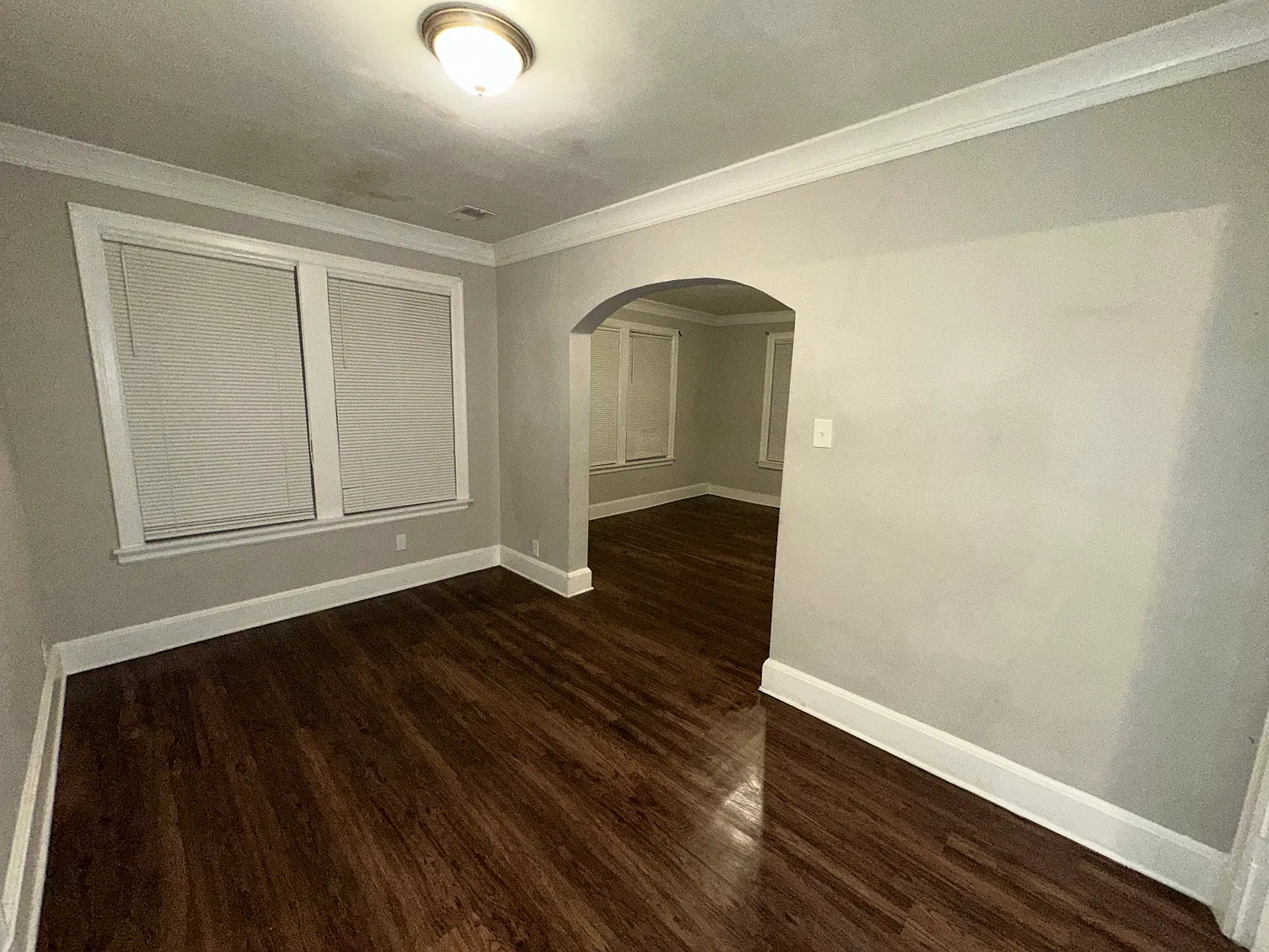 2 bed, 1004 sqft, $950 — Photo 2