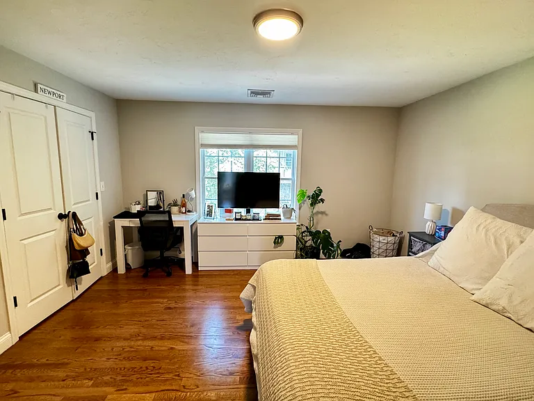 10 Shanley St #10 — Photo 11