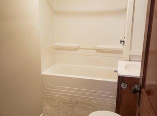 116 3rd St #3, Leominster, MA 01453