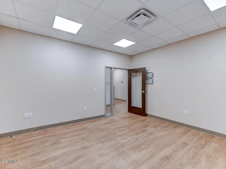 1033 Alliance Park Dr #2 — Photo 43