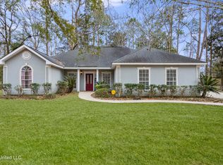 2229 Brookside St, Gautier, MS 39553