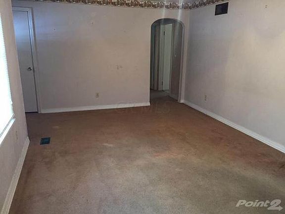 3rd image of 115 Park Ave