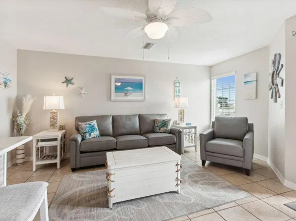572 E Beach Blvd, Gulf Shores, AL